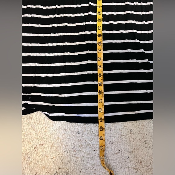 Max Studio Weekend long maxi style striped skirt. Size Medium. Has POCKETS - Picture 8 of 11